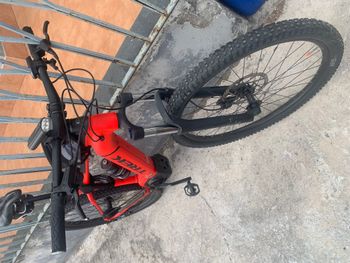 Brugt Trek Powerfly 4 2020 2020 Mountainbike — billede 8 af 9