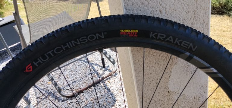 Used Trek Procaliber 9.5 2022 2022 Mountainbike, Black, 29 — image 8 of 17