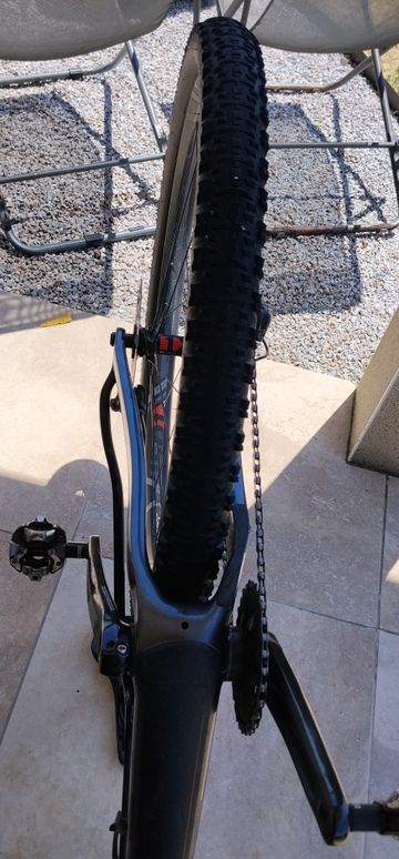 Used Trek Procaliber 9.5 2022 2022 Mountainbike, Black, 29 — image 12 of 17