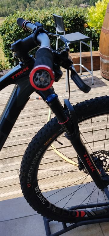 Used Trek Procaliber 9.5 2022 2022 Mountainbike, Black, 29 — image 15 of 17