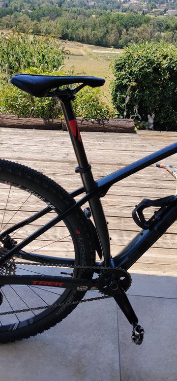 Used Trek Procaliber 9.5 2022 2022 Mountainbike, Black, 29 — image 16 of 17