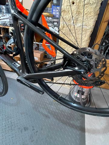Scott Addict 30 2024 2024 Road & Gravel d'occasion — image 11 sur 21