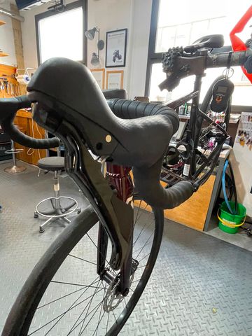 Scott Addict 30 2024 2024 Road & Gravel d'occasion — image 14 sur 21