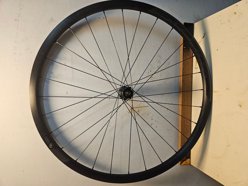 Scott Addict 30 2023 2023 Road & Gravel d'occasion — image 16 sur 16