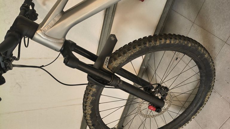 Used Scott Genius 940 2023 2023 Mountainbike, Light Gray, 29 — image 13 of 13