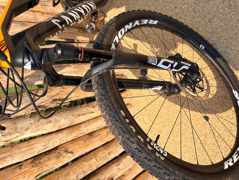Brugt Canyon Lux CF SLX 9.0 2020 2020 Mountainbike — billede 7 af 14