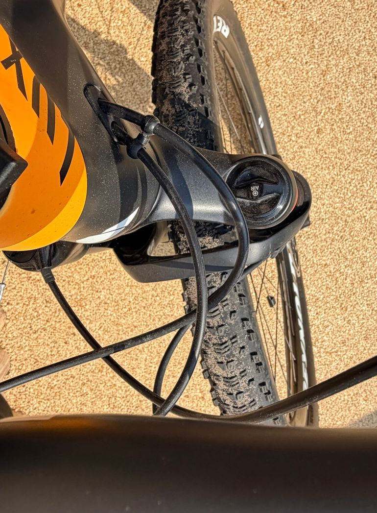 Brugt Canyon Lux CF SLX 9.0 2020 2020 Mountainbike — billede 8 af 14