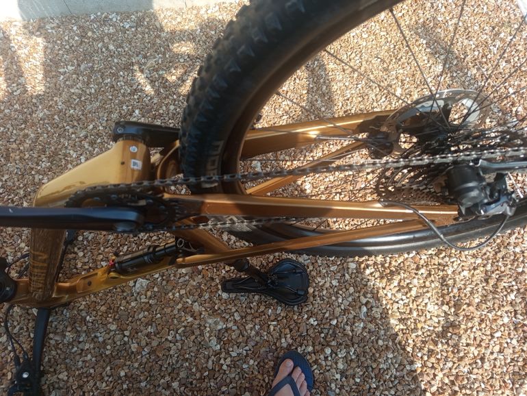 Canyon Lux Trail CF 8 2024 2024 Mountainbike usato, Arancione — immagine 10 di 13