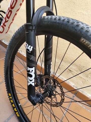 Used Orbea OIZ H20 2024 2024 Mountainbike, White, 29 — image 10 of 12