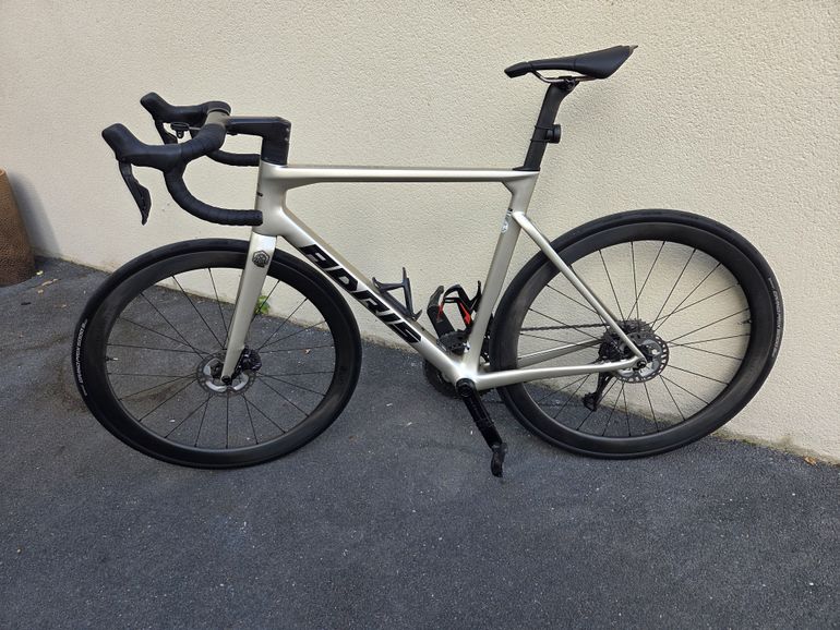 Tweedehands Adris Custom Shimano Ultegra Di2 2023 Road & Gravel — afbeelding 11 van 13