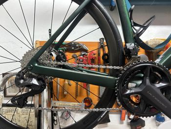 Scott Addict RC 15 2022 2022 Road & Gravel usato, Verde — immagine 9 di 9