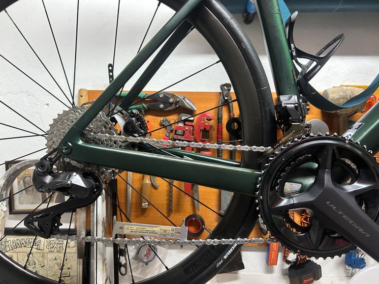 Scott Addict RC 15 2022 2022 Road & Gravel usato, Verde — immagine 9 di 9