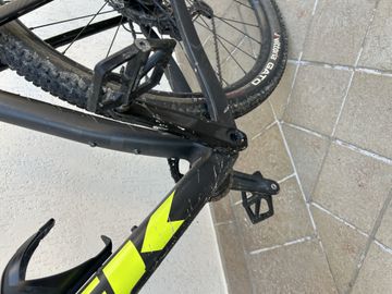 Used Trek Procaliber 9.6 2020 2020 Mountainbike, Black, 27.5, 29 — image 10 of 14
