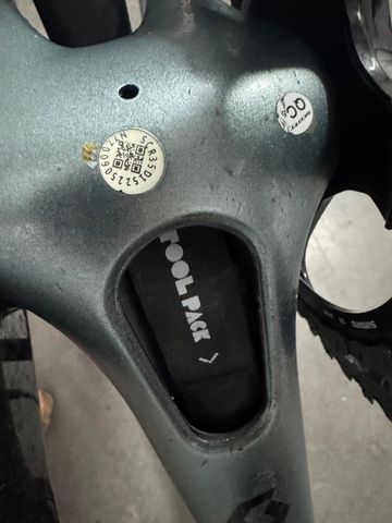 Used Scott Addict 10 2026 2026 Road & Gravel, Light Gray — image 9 of 9