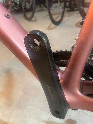 Použité Scott Addict 50 2025 2025 Road & Gravel — obrázek 13 z 17