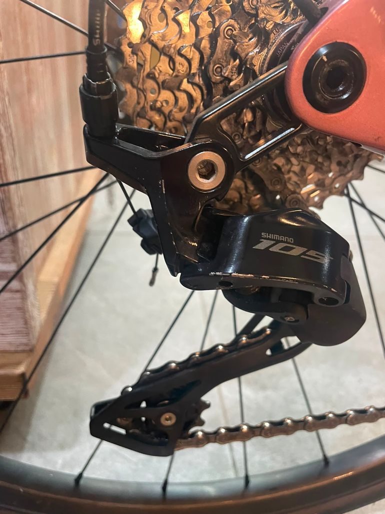Použité Scott Addict 50 2025 2025 Road & Gravel — obrázek 14 z 17