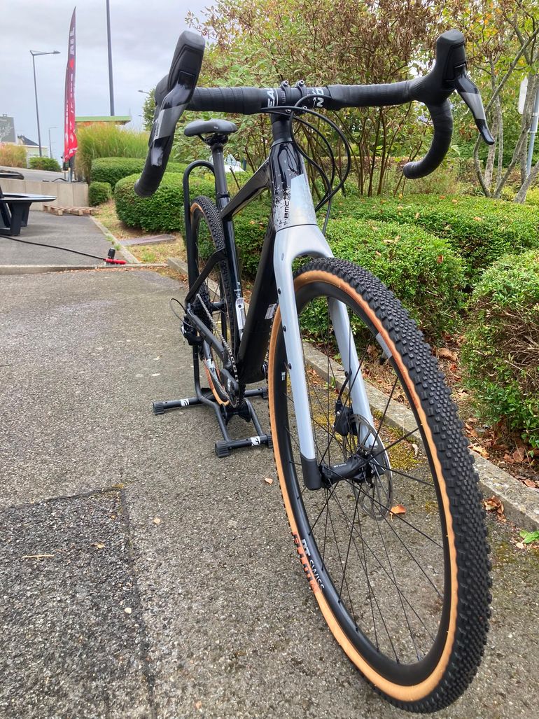 Used BMC URS THREE 2024 2024 Road & Gravel, Black — image 3 of 7