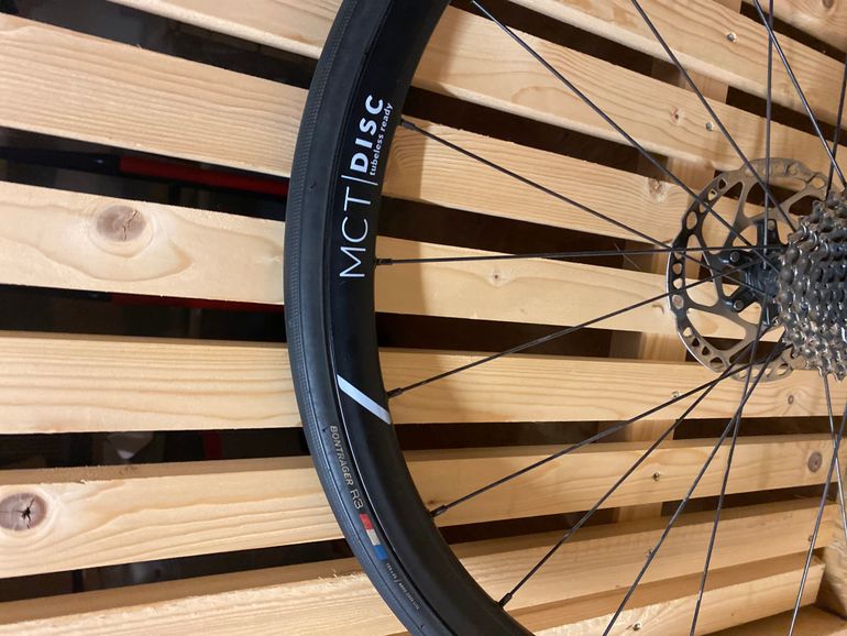 Brugt Trek Émonda SL 5 2024 2024 Road & Gravel — billede 7 af 8