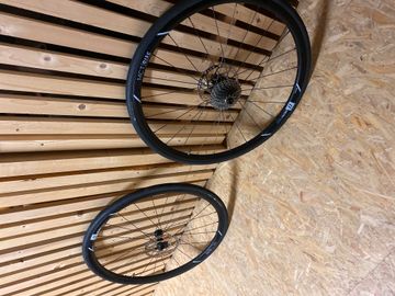 Brugt Trek Émonda SL 5 2024 2024 Road & Gravel — billede 8 af 8
