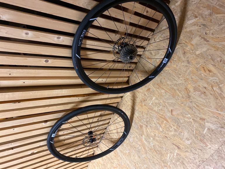 Brugt Trek Émonda SL 5 2024 2024 Road & Gravel — billede 8 af 8