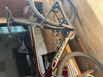 Orbea Orca M31 eltd Orbea OrcaM31 Eltd 2024 Road & Gravel usato, Rosso — immagine 6 di 11