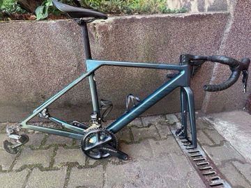 Canyon Ultimate CF SLX 8 Di2 2023 Frameset 2023 Road & Gravel d'occasion — image 10 sur 11