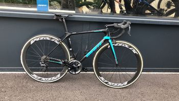 Giant - TCR Advandced Pro 0, 2018