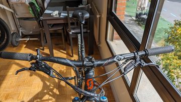Używany Scott Genius LT 700 Tuned Custom 2015 Mountainbike — zdjęcie 9 z 13