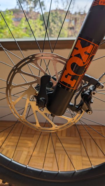 Używany Scott Genius LT 700 Tuned Custom 2015 Mountainbike — zdjęcie 13 z 13