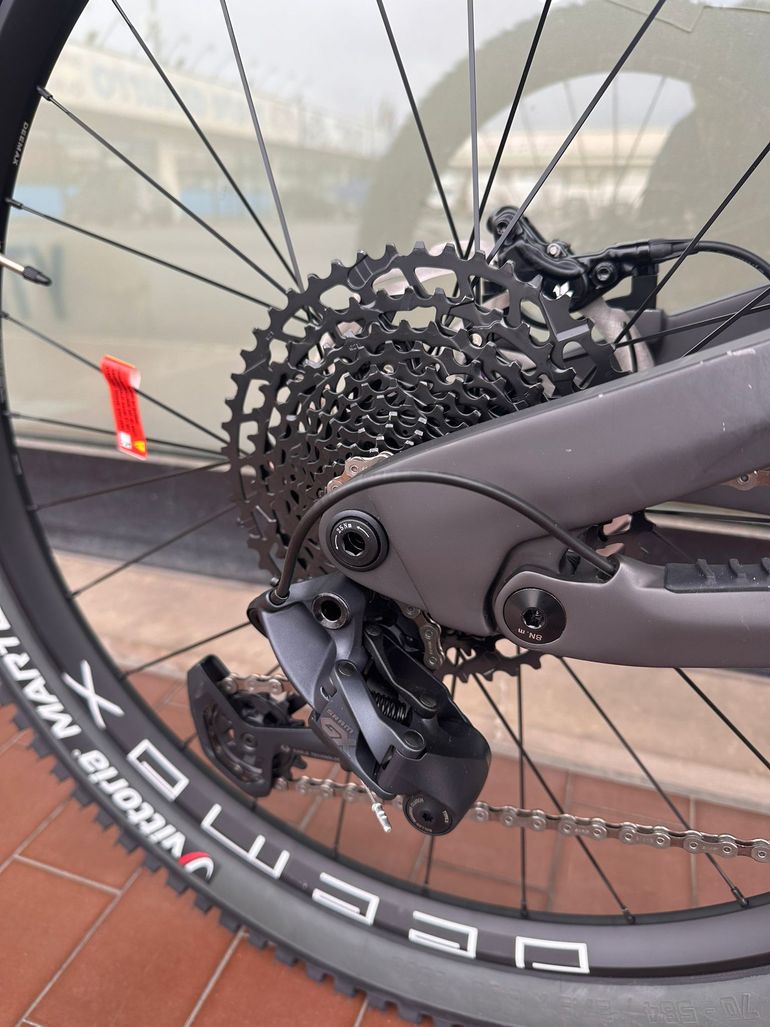 Used Olympia Hammer Carbon 900wh 2024 Mountainbike — image 3 of 14
