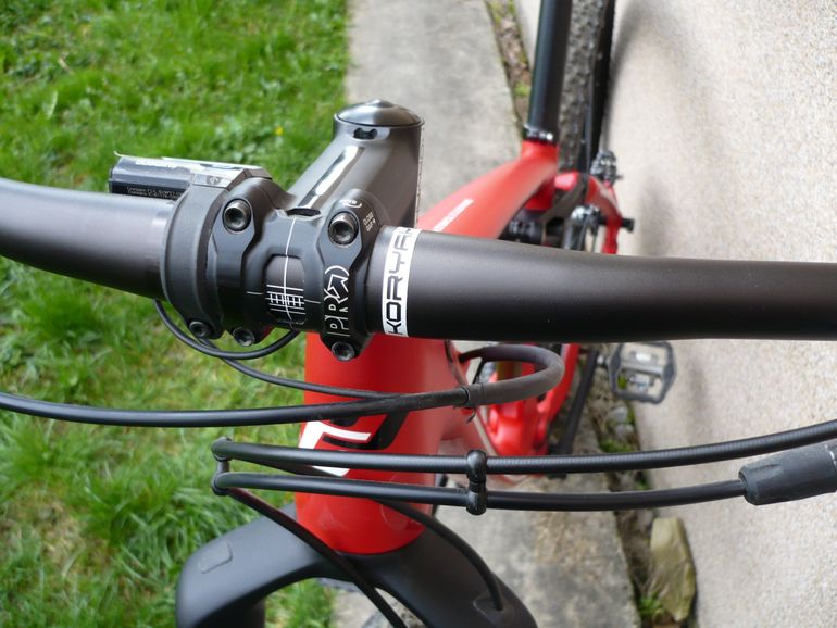 Použité Ghost AMR 10 LC 2015 Mountainbike — obrázek 5 z 17