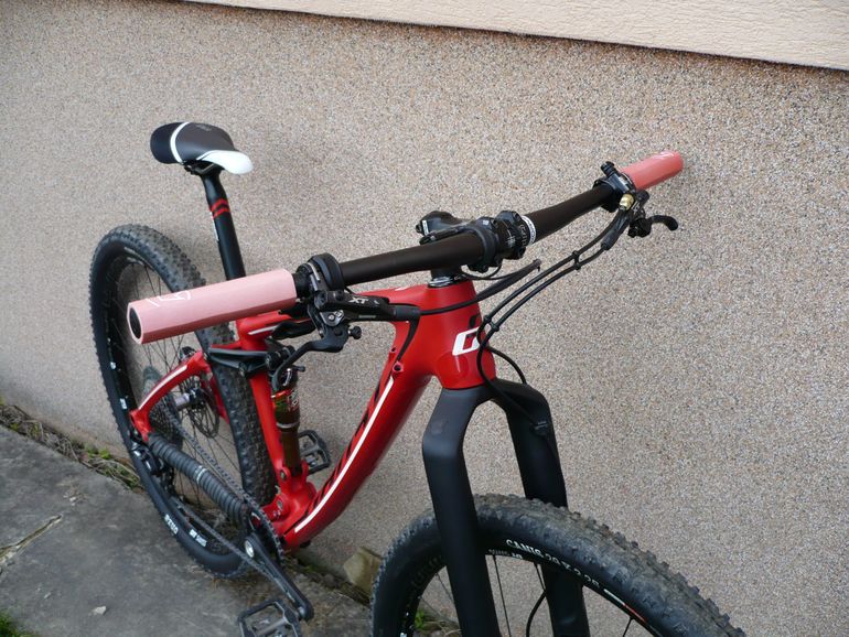Použité Ghost AMR 10 LC 2015 Mountainbike — obrázek 3 z 17