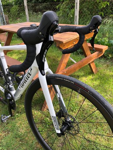 Gebrauchtes Wilier GARDA SHIMANO 105 R7100 12S 2024 Road & Gravel, Weiß — Bild 9 von 15