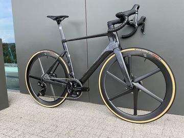 Použité Factor OSTRO VAM 2023 2023 Road & Gravel — obrázek 2 z 17