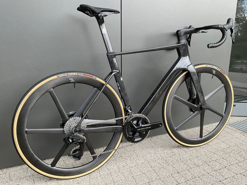 Použité Factor OSTRO VAM 2023 2023 Road & Gravel — obrázek 17 z 17