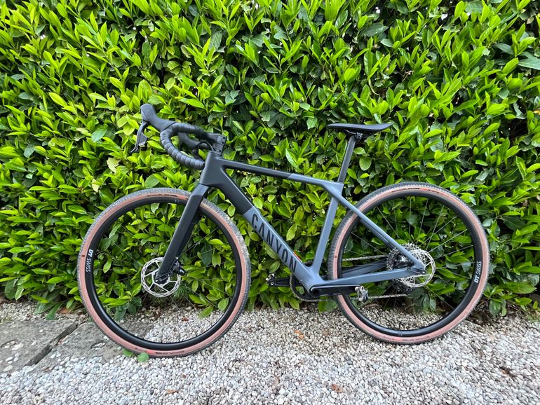 Used Canyon Grail CF SL 7 AXS 2024 2024 Road & Gravel — image 2 of 3