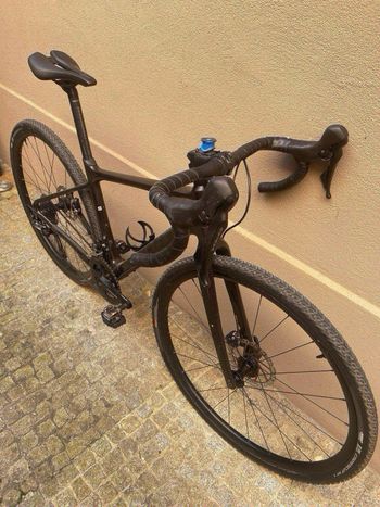 Used Giant Revolt, Advanced 2 2021 2021 Road & Gravel, Orange — image 2 of 3