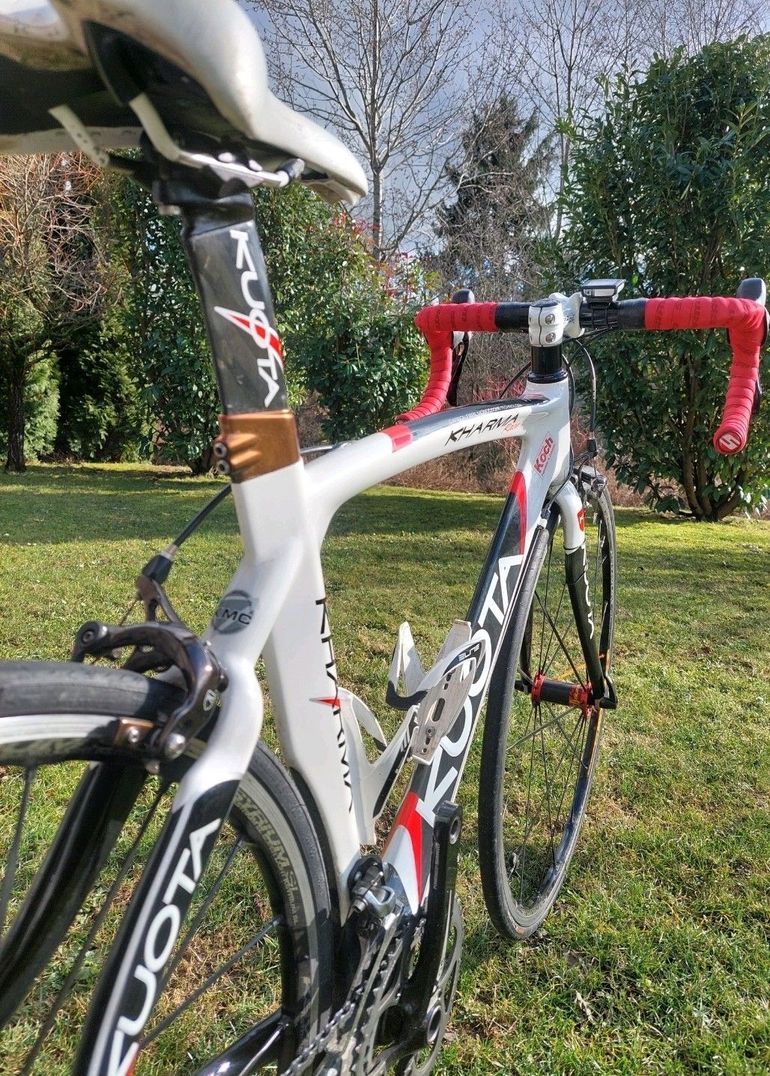 愛知県手渡しのみ] KUOTA KHARMA 2014 ZIPP ホイール 愛知県手渡しのみ