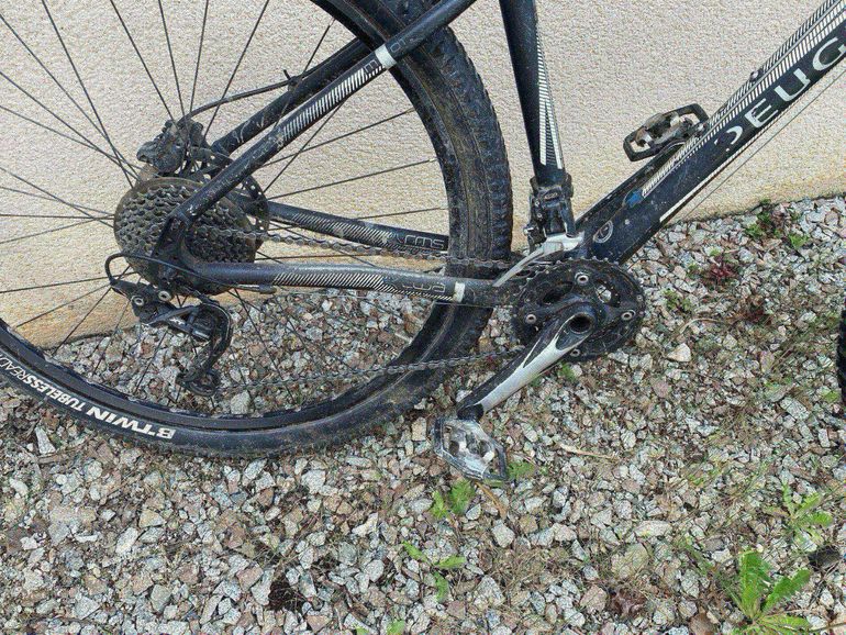 Used Peugeot PEUGEOT R02 100 Sport 2016 Mountainbike, Black — image 5 of 8