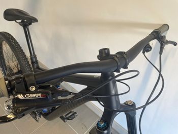Used Specialized Stumpjumper Alloy 2022 2022 Mountainbike, Black — image 4 of 10
