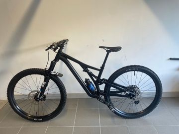 Specialized Stumpjumper Alloy 2022 2022 Mountainbike usato, Nero — immagine 10 di 10