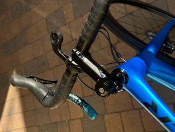 Used Giant TCR Advanced Pro 2 Disc 2020 2020 Road & Gravel — image 2 of 14