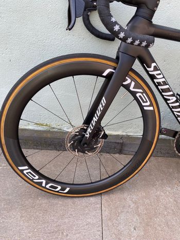 Used Specialized Tarmac SL8 Pro - SRAM Force eTap AXS 2024 2024 Road & Gravel, Negro — image 5 of 15