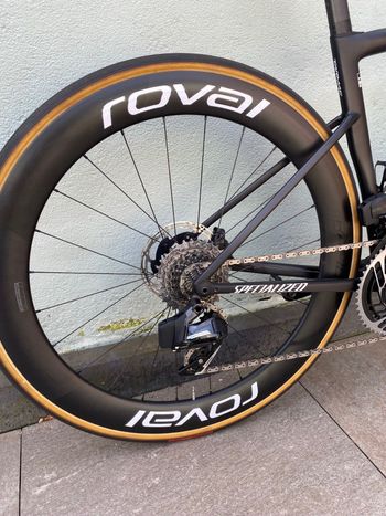 Used Specialized Tarmac SL8 Pro - SRAM Force eTap AXS 2024 2024 Road & Gravel, Negro — image 15 of 15