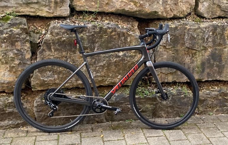 Used Specialized Diverge Base Carbon 2022 2022 Road & Gravel — image 1 of 12