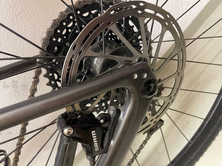 Used Specialized Diverge Base Carbon 2022 2022 Road & Gravel — image 7 of 12