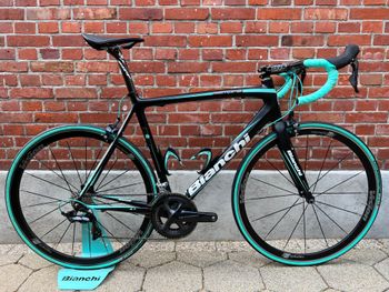 Bianchi - Sempre Carbon/Shimano Ultegra R8000/Vision/Stealth/Size 59/Good Condition!, 2018