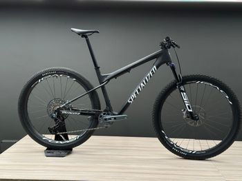 Brugt Specialized EPIC WC EXPERT 2024 Mountainbike — billede 2 af 8