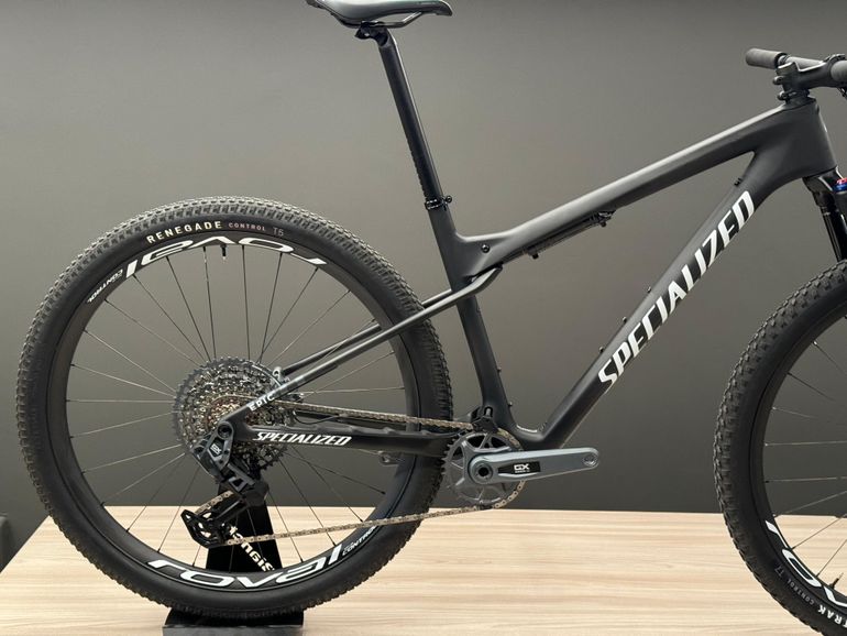 Brugt Specialized EPIC WC EXPERT 2024 Mountainbike — billede 5 af 8