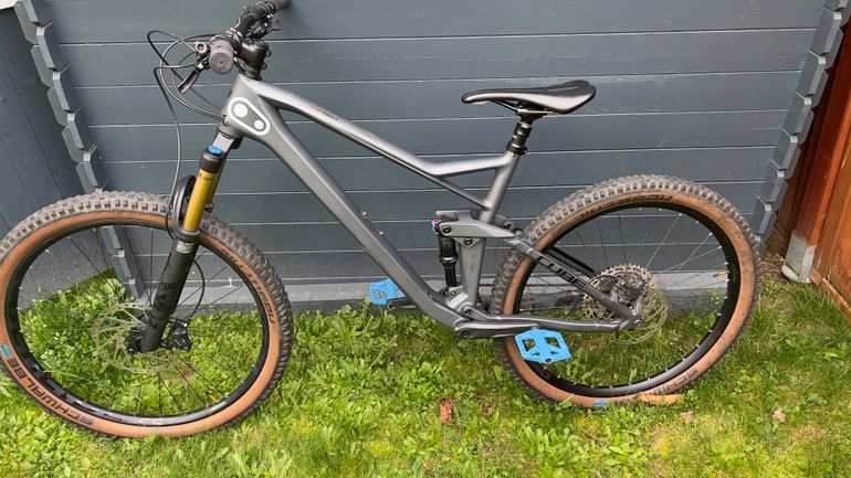 Used CUBE Stereo 140 2022 Mountainbike, Light Gray — image 2 of 8